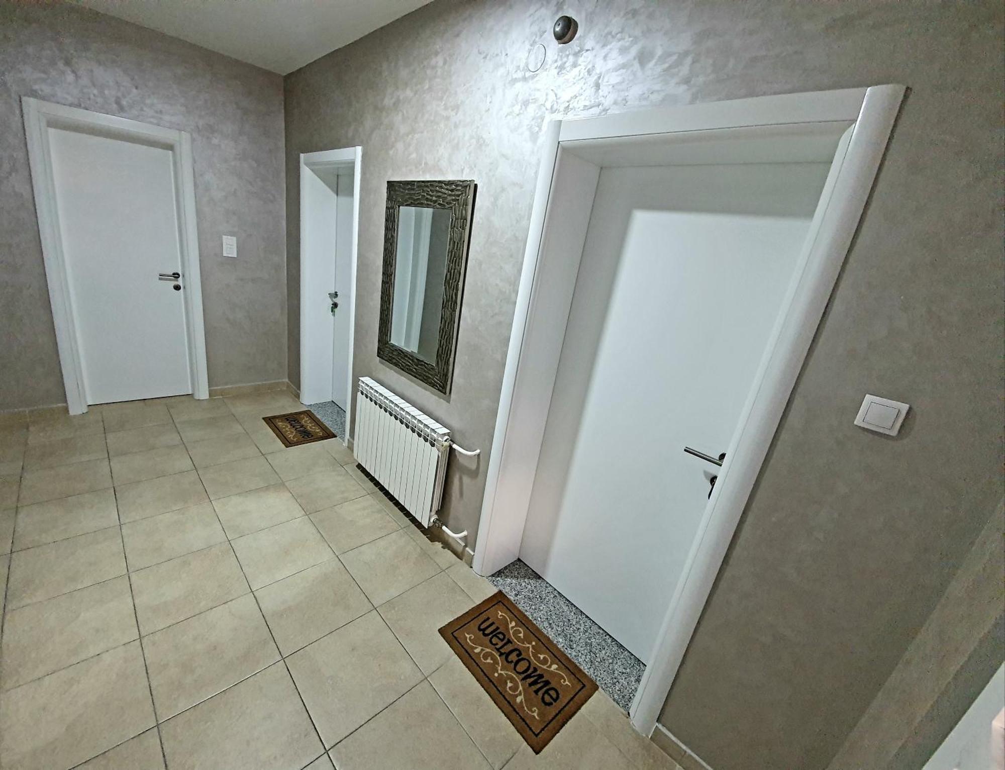 Gradiska Na Savi Apartmani I Sobe חדר תמונה