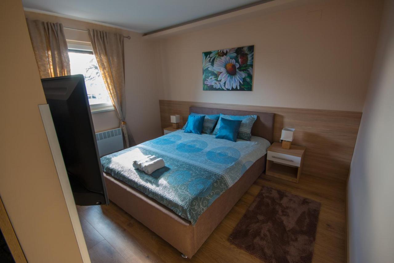 Gradiska Na Savi Apartmani I Sobe מראה חיצוני תמונה