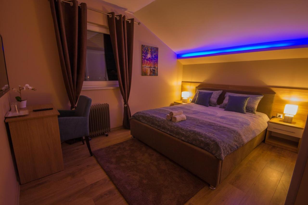 Gradiska Na Savi Apartmani I Sobe מראה חיצוני תמונה